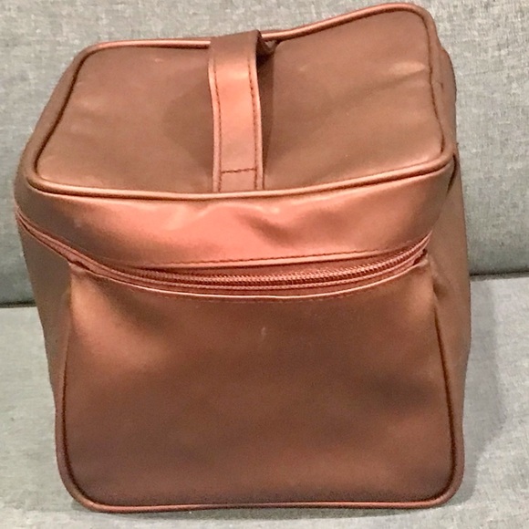 Large Makeup Travel Bag in Irredentist Wine Color - Picture 2 of 4